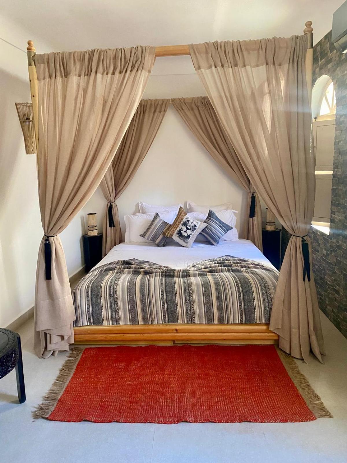 Riad Dollar Des Sables & Spa Marrakesh Exterior photo